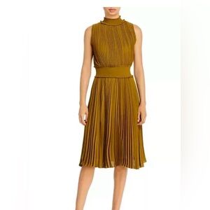 NWT Nanette Lepore Women High Neck Pleated A-Line Dress in Gold Size 10.
